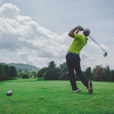 The Golfer’s Must-Have List of High Tech Thermal Golf Apparel